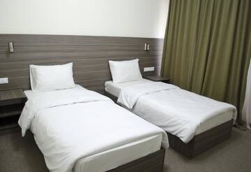Фото номера Двухместный номер с 1 кроватью или 2 отдельными кроватями Отель Hotel M9 г. Тбилиси 7