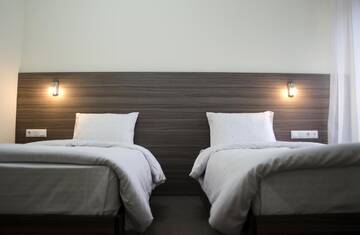 Фото номера Двухместный номер с 1 кроватью или 2 отдельными кроватями Отель Hotel M9 г. Тбилиси 9