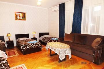 Фото номера Четырехместный номер &quot;Комфорт&quot; Гостевой дом Guest House ING г. Тбилиси 17