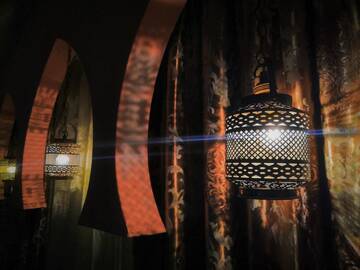 Фото номера Стандартный двухместный номер Oriental с 1 кроватью Отель Piano Borracho Boutique Hotel Old Tbilisi г. Тбилиси 4