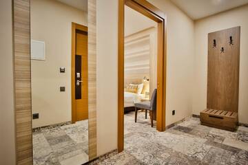 Фото номера Апартаменты с 2 спальнями Отель Ameri Plaza Tbilisi г. Тбилиси 3