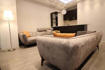 Фото номера Улучшенные апартаменты Отель Super Luxury Apartments г. Тбилиси 6
