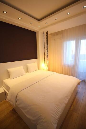Фото номера Улучшенные апартаменты Отель Super Luxury Apartments г. Тбилиси 16