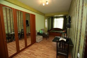Фото номера Апартаменты в пентхаусе Отель Mia B&amp;B Old Tbilisi г. Тбилиси 2