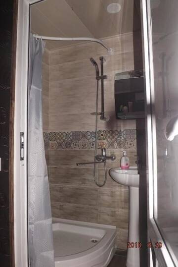 Фото номера Семейный номер с видом на сад Гостевой дом Guest House Gio г. Тбилиси 17