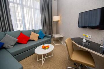 Фото номера Люкс Отель City Center Hotel г. Тбилиси 4
