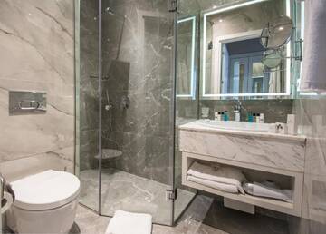 Фото номера Люкс Отель City Center Hotel г. Тбилиси 7