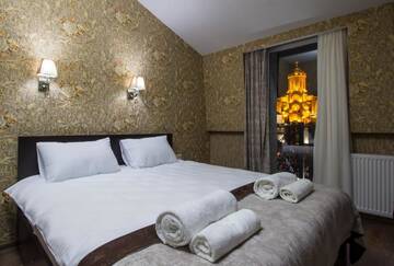Фото номера Люкс с видом на город Отель MariaLuis Hotel г. Тбилиси 14