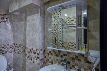Фото номера Люкс с видом на город Отель MariaLuis Hotel г. Тбилиси 25
