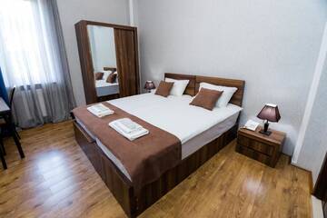 Фото номера Двухместный номер с 1 кроватью или 2 отдельными кроватями Отель Elia Palace Hotel г. Тбилиси 2