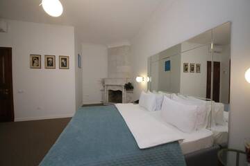 Фото номера Люкс с видом на город Отель Stay Boutique Hotel г. Тбилиси 4