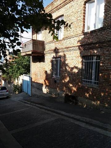 Фото номера Двухместный номер с 2 отдельными кроватями Гостевой дом Guest House Liana г. Тбилиси 12