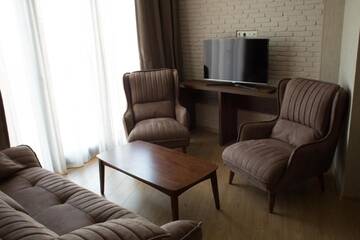 Фото номера Улучшенный номер-студио Отель Hotel Metekhi Line г. Тбилиси 3