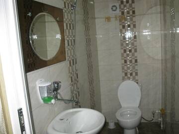 Фото номера Четырехместный номер Гостевой дом Apartment David г. Тбилиси 9