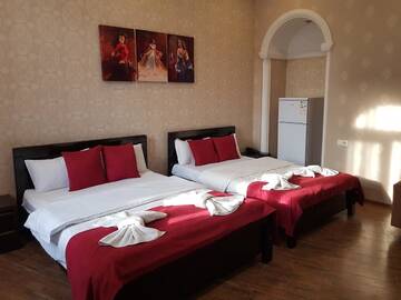 Фото номера Трехместный номер Делюкс Отель Hotel Old Avlabari г. Тбилиси 2