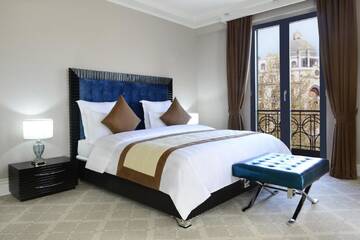 Фото номера Фирменный люкс (новое здание) Отель Ambassadori Tbilisi Hotel г. Тбилиси 2
