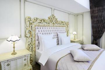 Фото номера Королевский люкс (новое здание) Отель Ambassadori Tbilisi Hotel г. Тбилиси 7