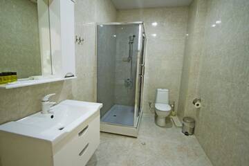 Фото номера Двухместный номер-студио Делюкс с 1 кроватью Отель Hotel Lux г. Тбилиси 6
