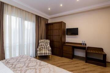 Фото номера Двухместный номер Делюкс с 1 кроватью Отель Orchid Boutique Hotel г. Тбилиси 10