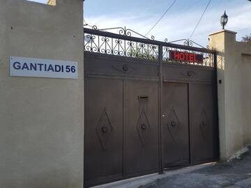 Фото номера Дом для отпуска Дома для отпуска Granatovoe Derevo г. Тбилиси 37