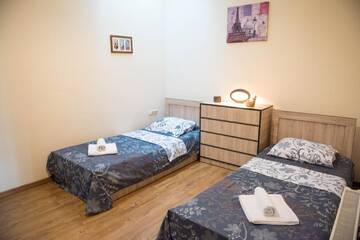 Фото номера Двухместный номер с 2 отдельными кроватями Гостевой дом Terrace House Tbilisi г. Тбилиси 11