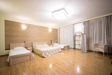 Фото номера Четырехместный номер с террасой Гостевой дом Terrace House Tbilisi г. Тбилиси 8