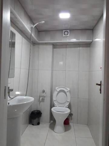 Фото номера Трехместный номер с основными удобствами Отель Hotel Beni г. Тбилиси 11
