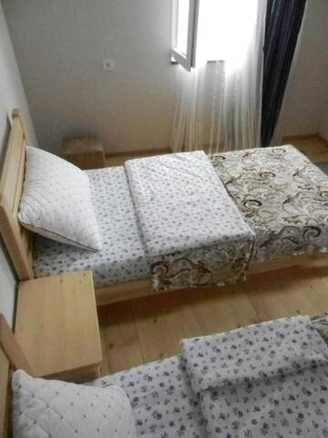 Фото номера Двухместный номер Делюкс с 1 кроватью и ванной Гостевой дом guest house katia tbilisi г. Тбилиси 5