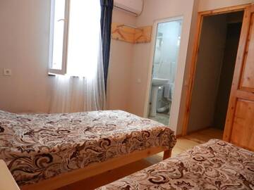 Фото номера Двухместный номер Делюкс с 1 кроватью и ванной Гостевой дом guest house katia tbilisi г. Тбилиси 14