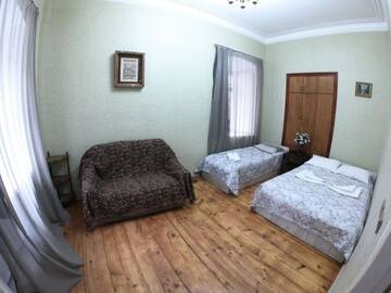 Фото Дома для отпуска Zuras Great Studio in Old Tbilisi г. Тбилиси 4