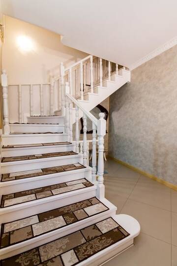 Фото номера Улучшенный четырехместный номер Гостевой дом Holiday House г. Тбилиси 6