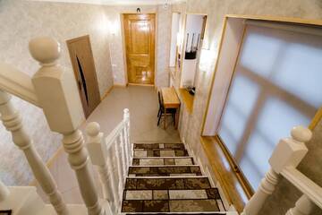 Фото номера Улучшенный четырехместный номер Гостевой дом Holiday House г. Тбилиси 7