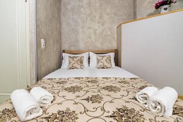 Фото номера Четырехместный номер &quot;Комфорт&quot; Гостевой дом Holiday House г. Тбилиси 9