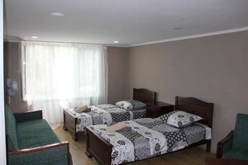 Фото номера Трехместный номер Гостевой дом Tbilisi guesthouse Nini г. Тбилиси 5