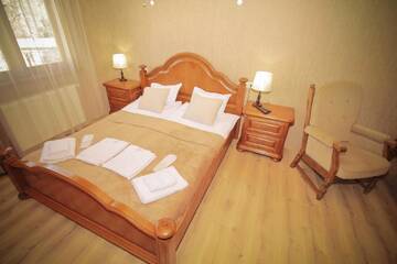 Фото номера Семейный номер Делюкс Отель 5 Rooms г. Тбилиси 8