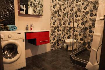 Фото номера Четырехместный номер с ванной комнатой Отели эконом-класса Apartment with the best location г. Тбилиси 5