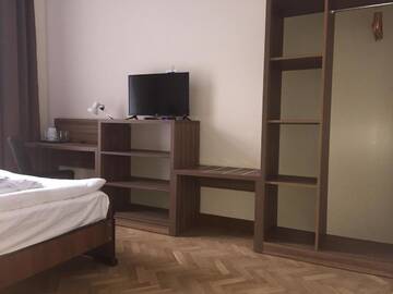 Фото номера Двухместный номер Делюкс с 1 кроватью и балконом Мини-отель Hotel Nice г. Тбилиси 6