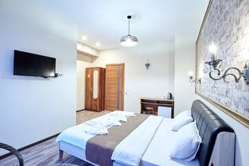 Фото номера Номер Делюкс Отель Hotel Diadema г. Тбилиси 11