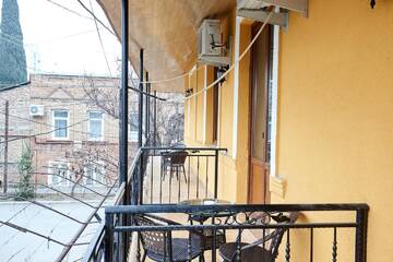 Фото номера Двухместный номер Делюкс с 1 кроватью и балконом Отель Hotel Diadema г. Тбилиси 4