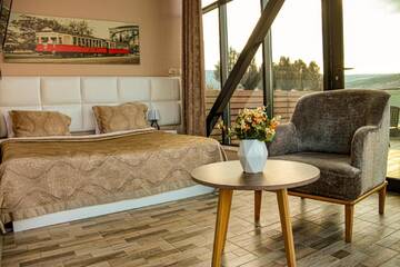 Фото номера Двухместный номер с 1 кроватью и террасой Отель Hotel Grand View in Tbilisi г. Тбилиси 2
