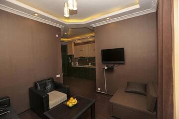 Фото номера Апартаменты с балконом Апарт-отели Apartment Ramaz 73 г. Тбилиси 49