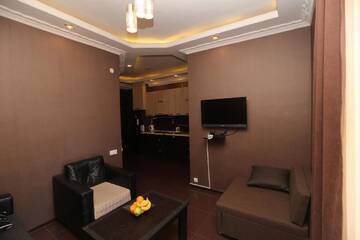 Фото номера Апартаменты с балконом Апарт-отели Apartment Ramaz 73 г. Тбилиси 15