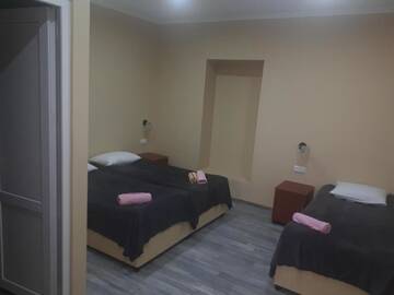 Фото номера Трехместный номер с ванной комнатой Гостевой дом Am &amp; Di г. Тбилиси 13