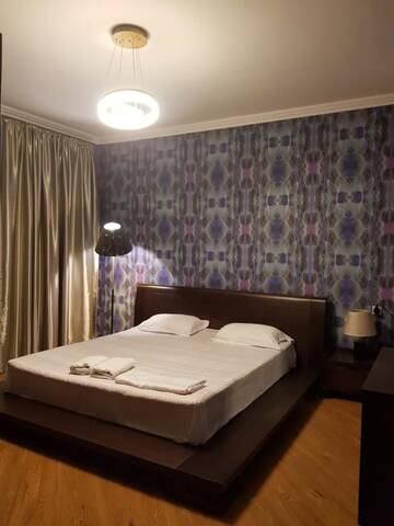 Фото номера Номер Делюкс с кроватью размера «king-size» Гостевой дом Guesthouse in Tbilisi г. Тбилиси 4