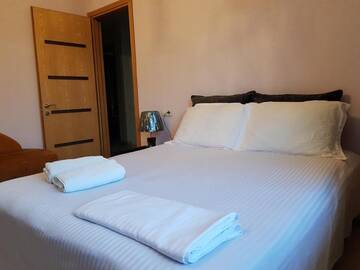 Фото номера Номер с кроватью размера «queen-size» и балконом Гостевой дом Guesthouse in Tbilisi г. Тбилиси 4