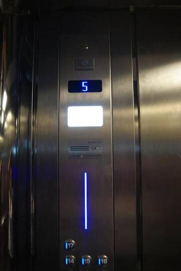 Фото номера Апартаменты с балконом Апарт-отели Vazi Aparthotel г. Тбилиси 21