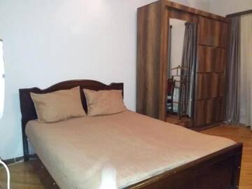 Фото номера Трехместный номер с балконом Гостевой дом Welcome to Tbilisi г. Тбилиси 14
