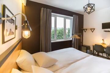 Фото номера Двухместный номер эконом-класса с 1 кроватью Отель Timber Boutique Hotel г. Тбилиси 4