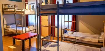 Фото номера Кровать в общем 6-местном номере для женщин Отель Cybernetics - Hotel &amp; Hostel г. Тбилиси 5