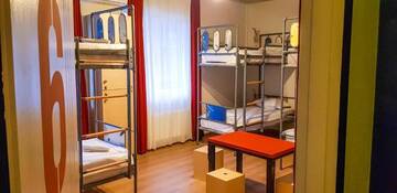 Фото номера Кровать в общем 6-местном номере для женщин Отель Cybernetics - Hotel &amp; Hostel г. Тбилиси 2